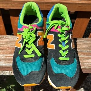 Size 11 new balance tennis shoes